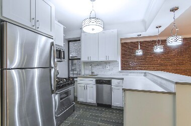 Building Photo - 382 Wadsworth Ave