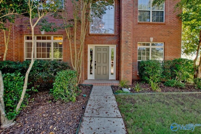 Foto del edificio - 2801 Centerridge Rd SE