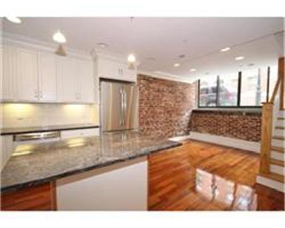 Foto principal - 196 Endicott St