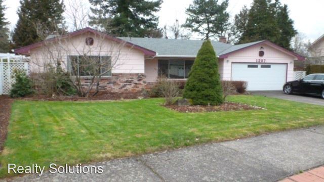 Primary Photo - 1207 SE 213th Ave