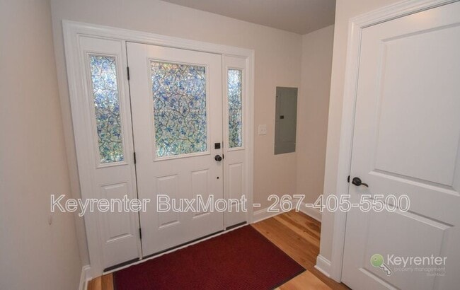 Building Photo - 320 Schadle Rd