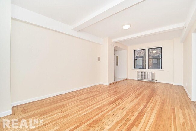 Foto del edificio - 850 Amsterdam Ave