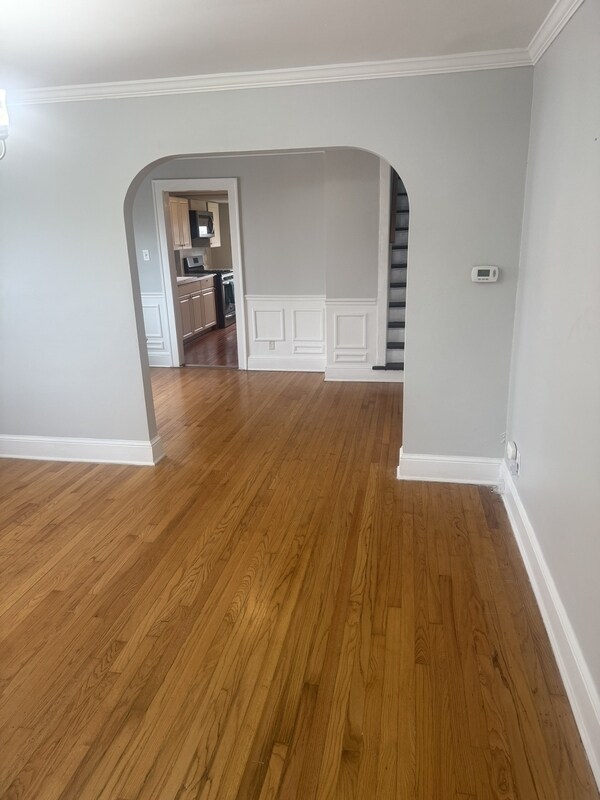 Foto del edificio - 14 Woodside Ave