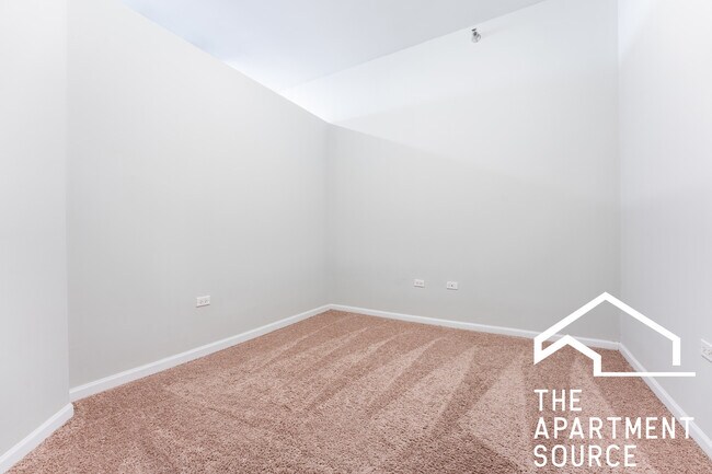 Foto del edificio - 1464 S Michigan Ave