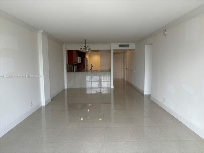 Foto del edificio - 9 Royal Palm Way