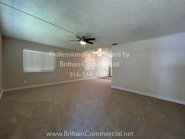 Building Photo - Alrene Court (5100-5132), Walnut Avenue (2...