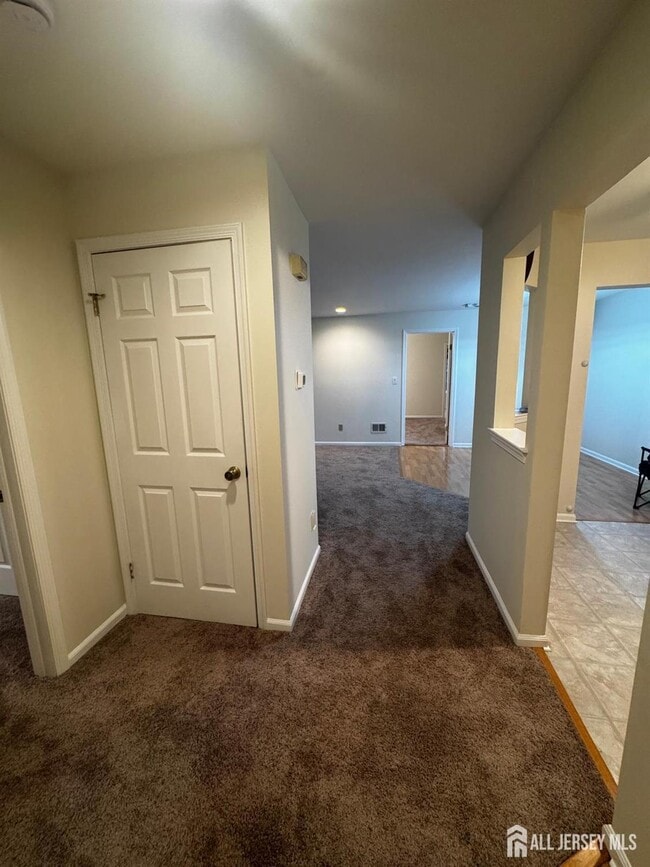 Building Photo - 1109 Stoneridge Cir