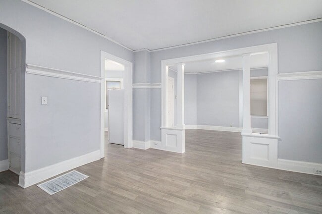 Building Photo - 3801 Ellery St