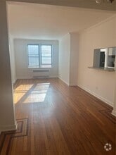 Building Photo - 37-27 86th St