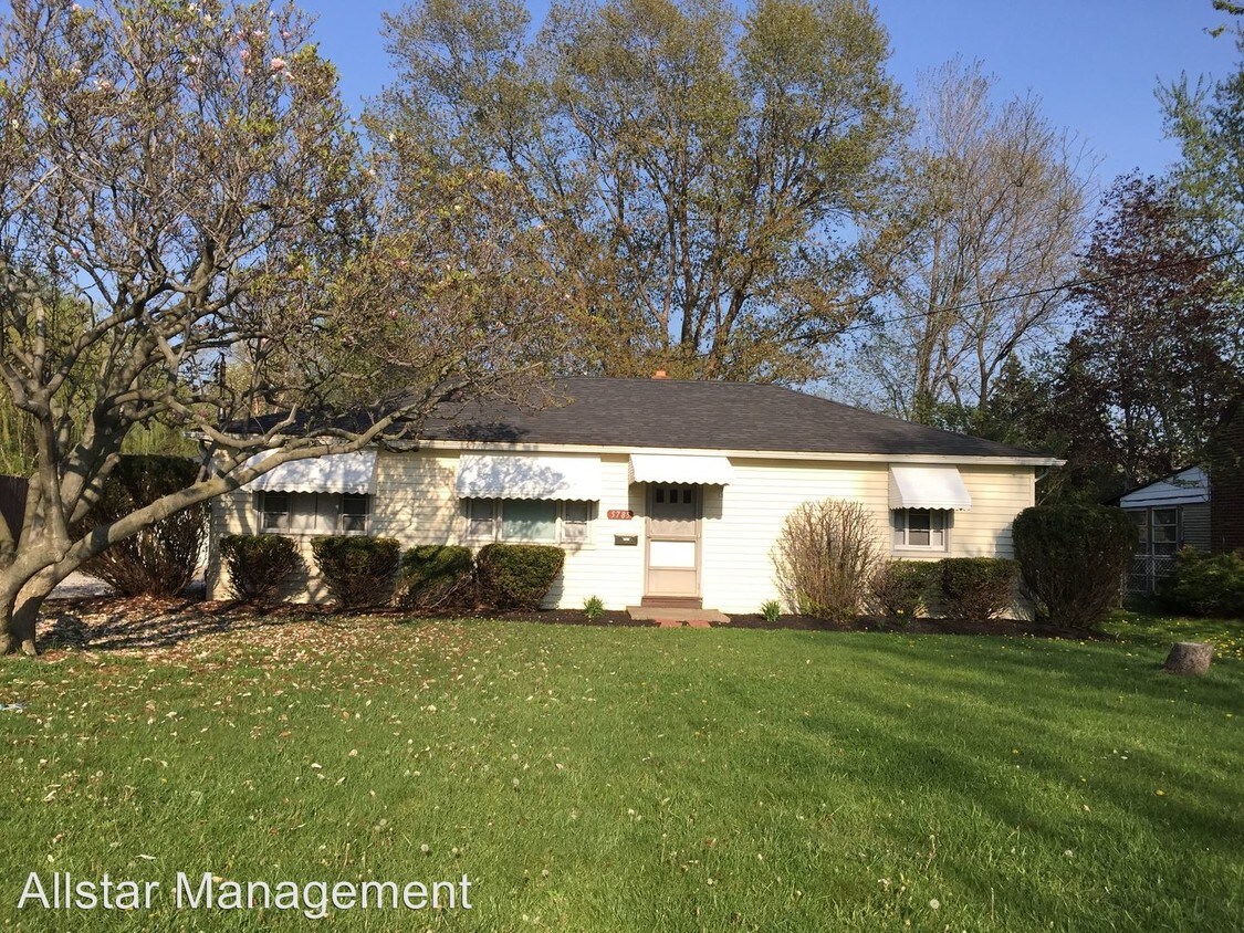 Primary Photo - 5785 Fitch Rd