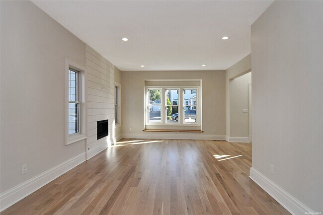Foto del edificio - 5 Madison Pl