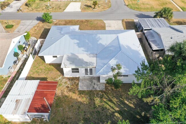 Foto del edificio - 124 Shelley Dr