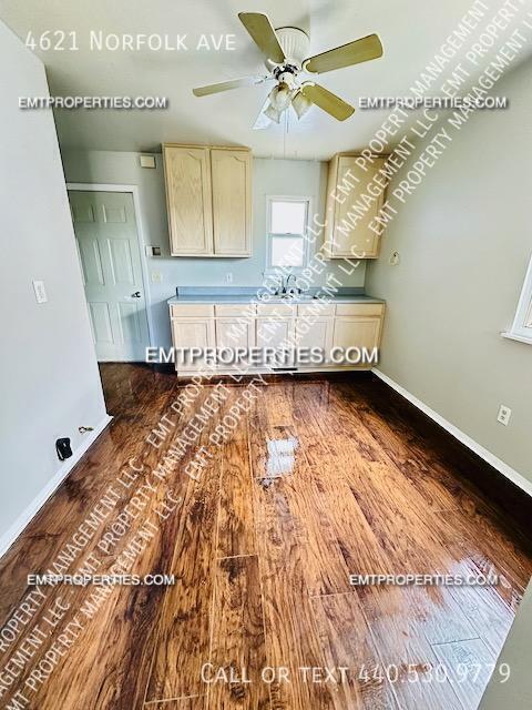 Foto del edificio - 4621 Norfolk Ave