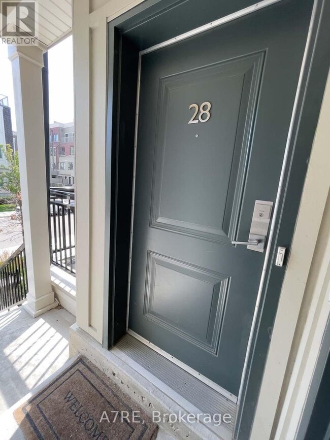 Building Photo - 70 Eastwood Park Gardens