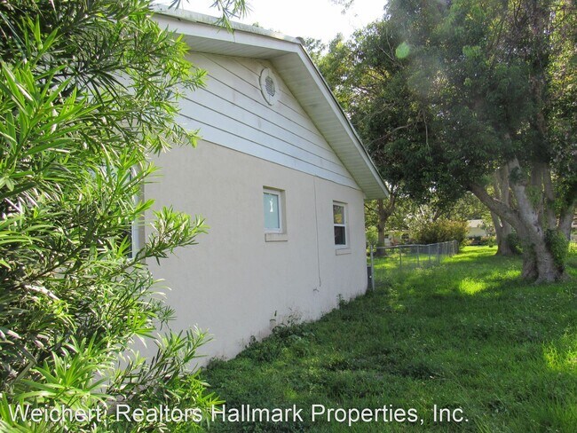 Building Photo - 3 br, 2 bath House - 406 Virginia Ave.
