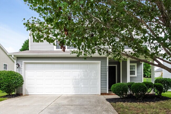 Building Photo - 555 River View Dr