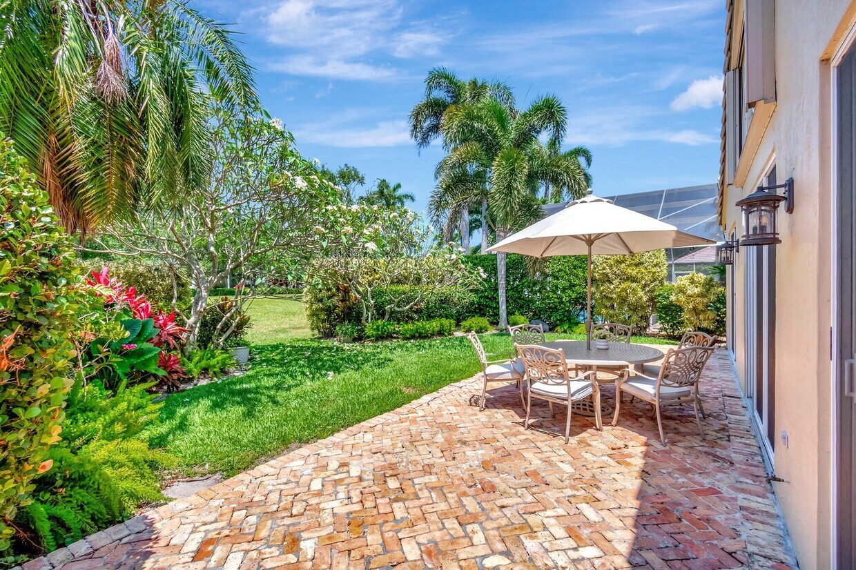 Foto principal - 7575 Doubleton Dr