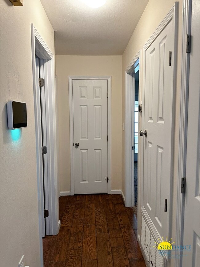 Building Photo - Energy-Efficient 2-Bedroom Home in Fort Walton Beach!