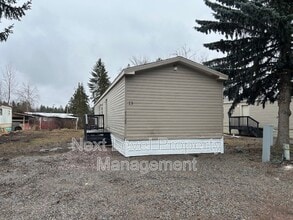 Building Photo - 111 S Cedar Dr