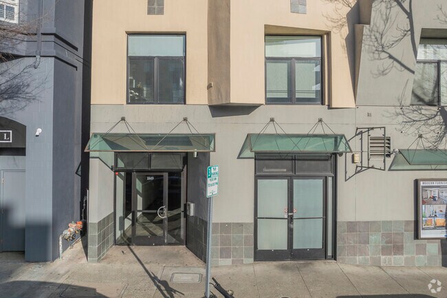Entrance - Shattuck Lofts