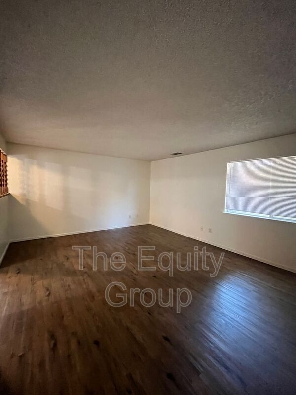 Building Photo - 2034 South Tracy Court