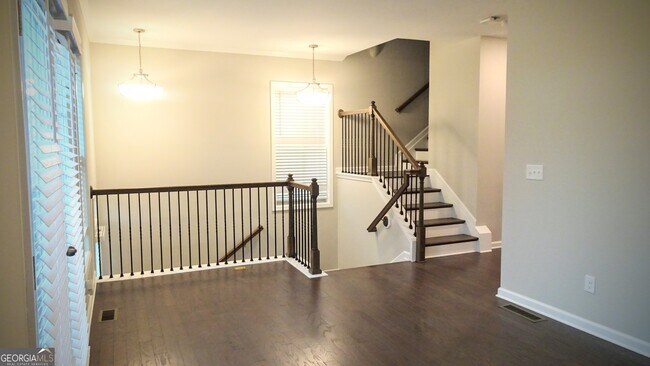 Foto del edificio - 320 Northaven Ave