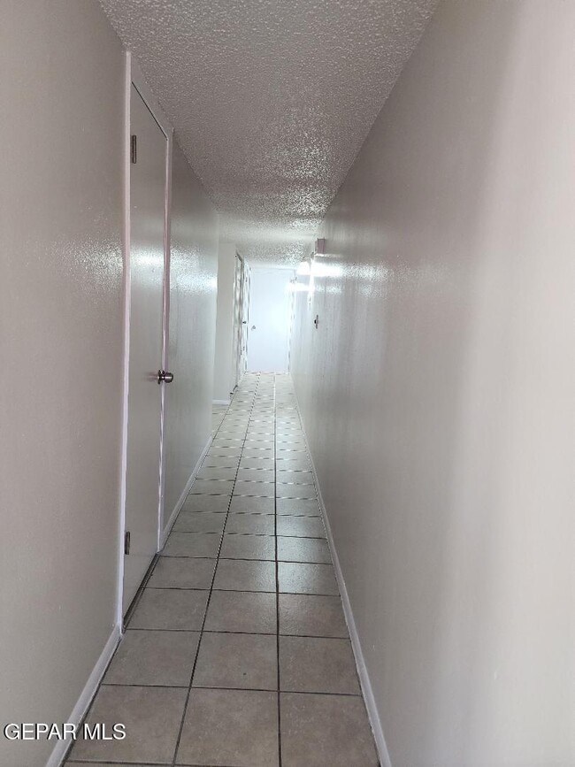 Foto del edificio - 2912 E Glen Dr