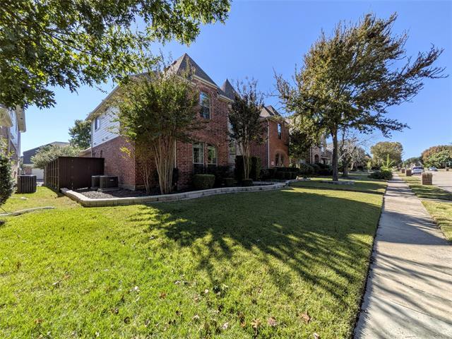 Foto del edificio - 1121 Waterford Way