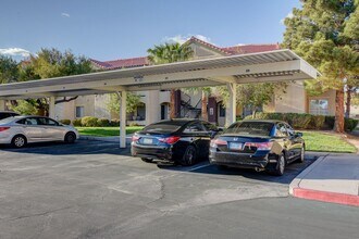 Building Photo - 7885 W Flamingo Rd