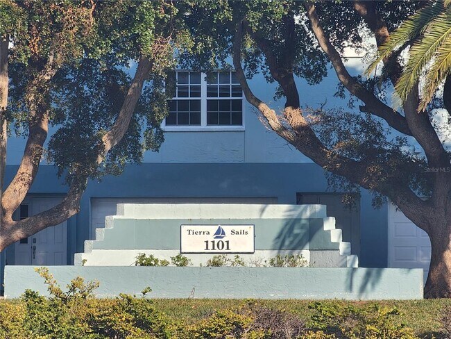 Foto del edificio - 1101 Pinellas Bayway S