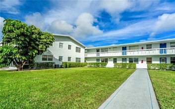 Building Photo - 137 Farnham F