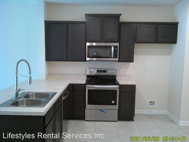 Building Photo - 2 br, 2.5 bath House - 7749 Legacy Trail