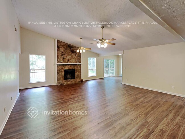 Foto del edificio - 614 Oxford Hall Dr SW