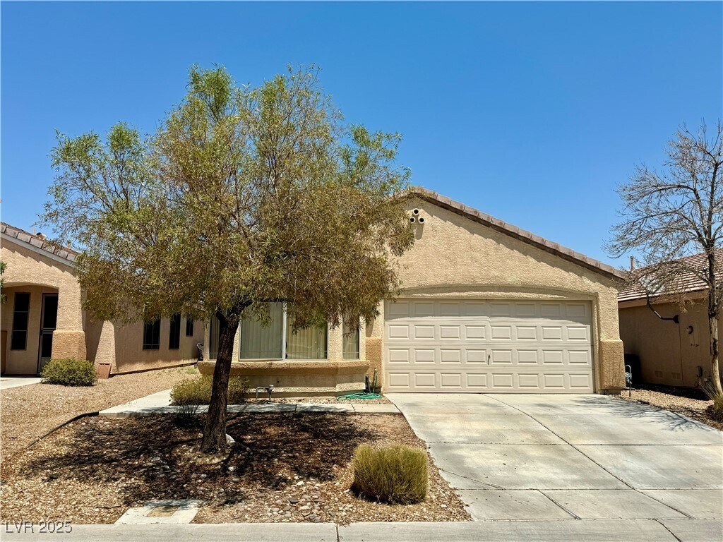 Foto principal - 4788 Rush Springs Dr