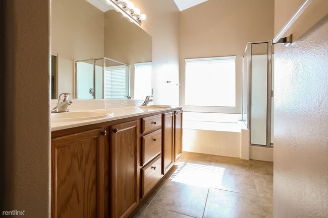 Building Photo - 3208 Denvers Dream Ave
