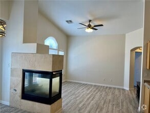 Building Photo - 1285 Large Cap Dr
