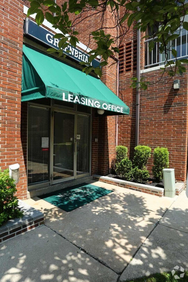 Greenbriar Club Apartments Philadelphia, PA