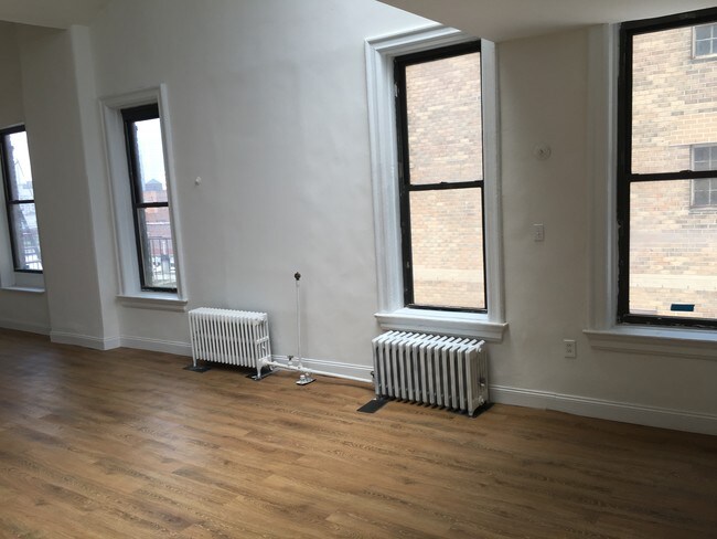 Foto del interior - 939-947 Eighth Ave