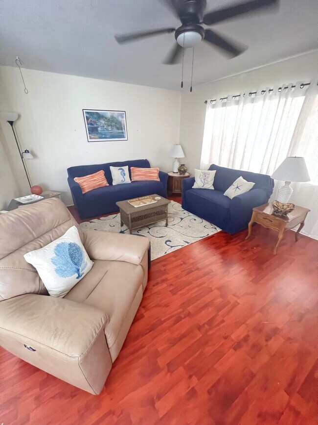 Foto del edificio - 165 Easthampton G