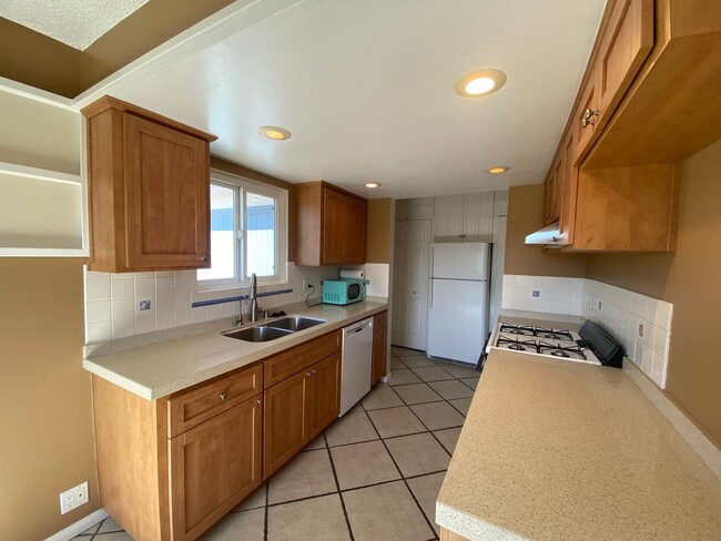 Foto del edificio - 2 Bedroom, 1 Bath Home in Encinitas