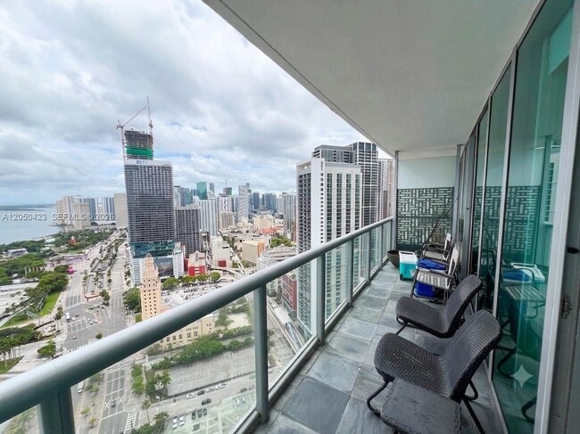 Foto del edificio - 888 Biscayne Blvd