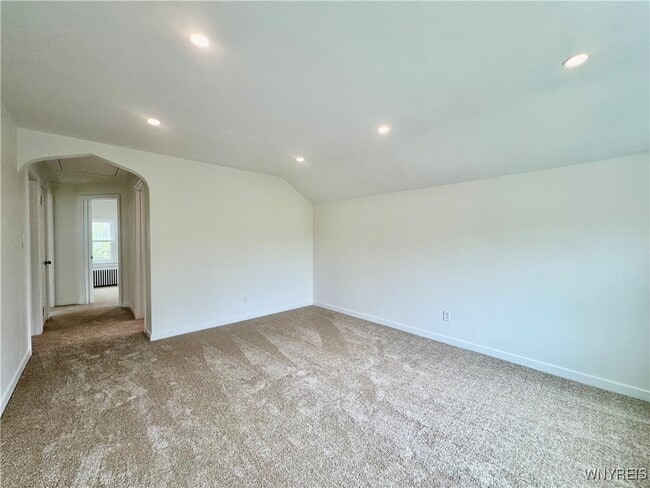Building Photo - 268 Callodine Ave