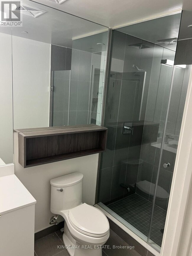 Building Photo - 121 Lower Sherbourne St