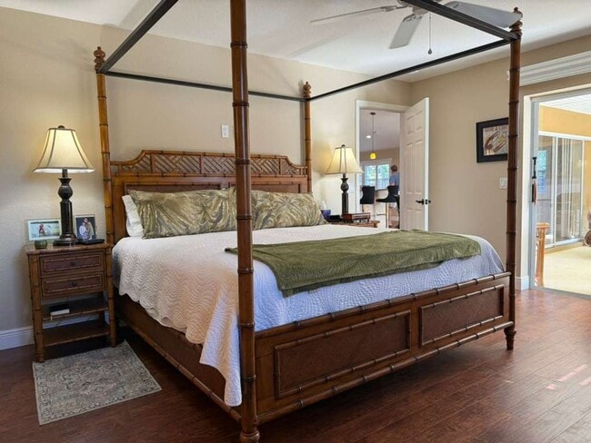 Building Photo - 4BR / 2BA Pool Home Near the Beach – Bonita Springs, FL