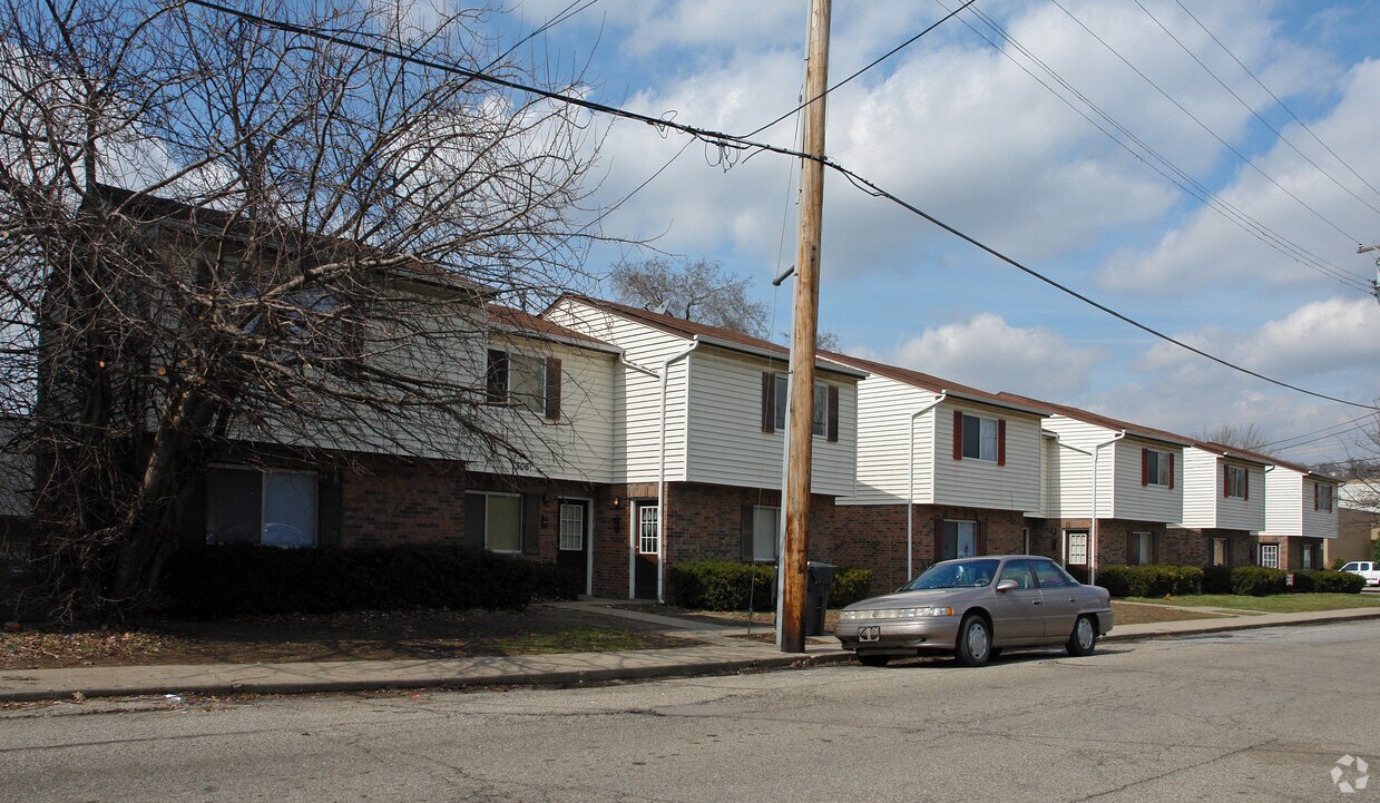 300306 Clay Ave, Dayton, KY 41074 Apartments in Dayton, KY