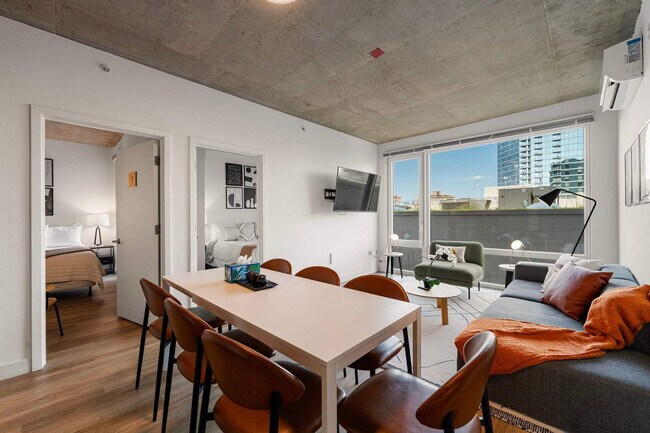 Foto del edificio - 853 W Blackhawk St