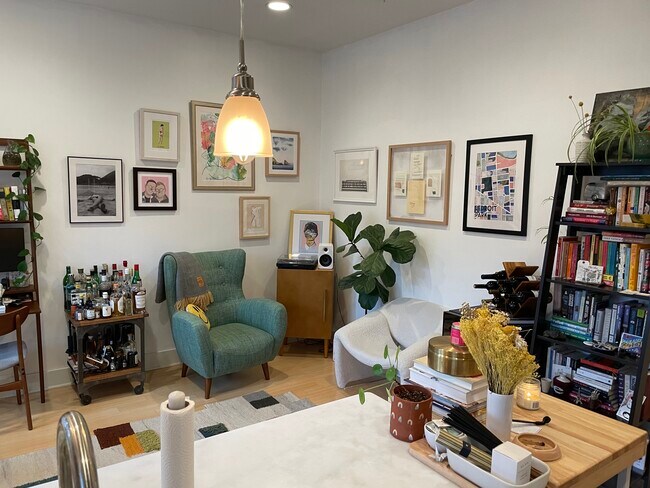Living room - 1624 15th St NW
