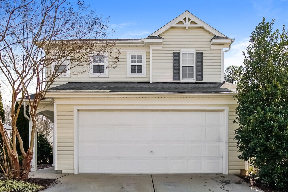 Primary Photo - 141 Bellfare Dr