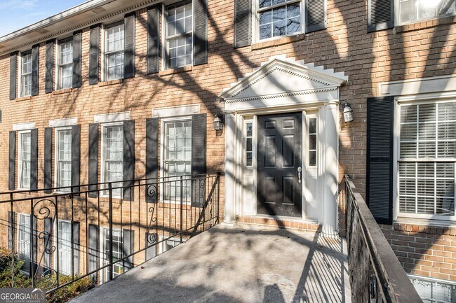 Foto del edificio - 1101 Collier Rd NW
