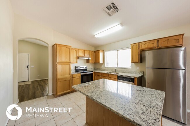 Foto del edificio - 8856 W Griswold Rd